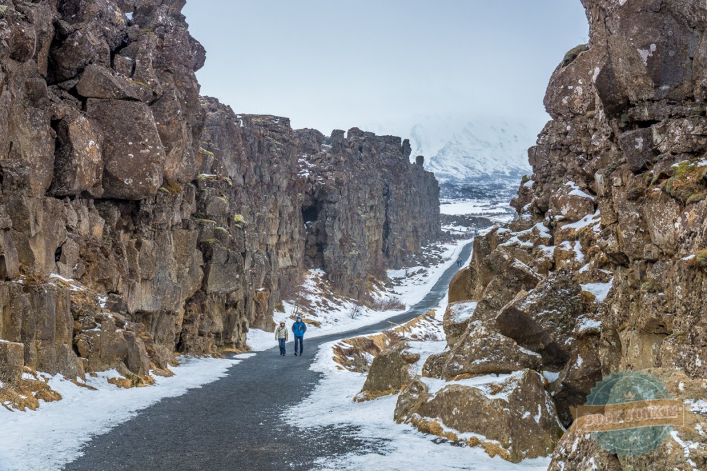 Visitors to Þingvellir