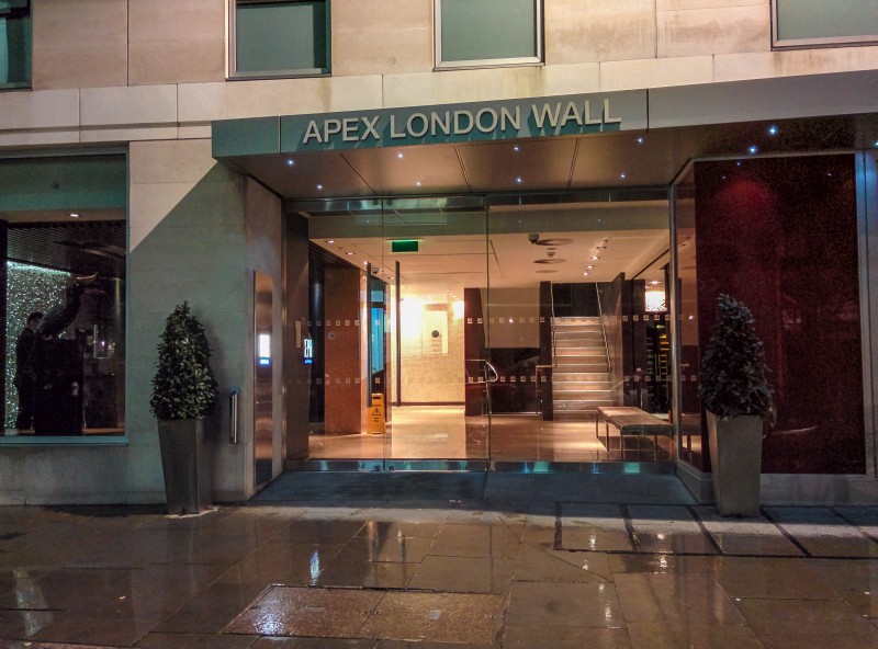 Want a quiet place to stay whilst in London?  Choose the Apex London Wall