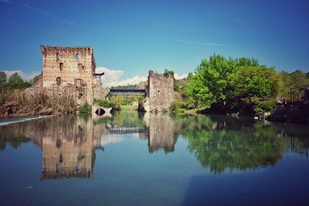 River Mincio, Borghetto, italy, Lake Garda, Travel, Travelling Book junkie