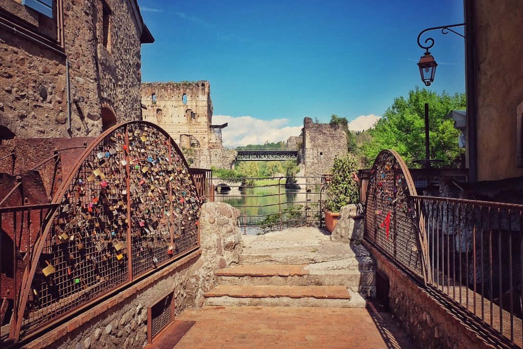 Viscounti Bridge, Borghetto, River Mincio, Italy, Lake Garda, Travelling, Travel, Travelling Book Junkie