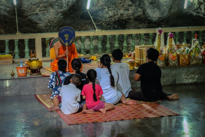 Wat Bam Tham, dragon head, temple, temples, thai, thailand, kanchanaburi, attractions, where, to, go, what, see, near, travelling, around, backpacking, best, places, top, unusual, unique travel, travelling book junkie, travel, exploring, staying, interesting, monk, blessing, cave,