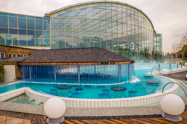 hotel victory, therme erding, germany, luxury spa, sauna, swim up bar, ship themed, hotel, unique stays, skin treatments, southern, accommodation, thermal spa, water slides, restaurants, rooms, pools, themed, travelling book junkie, travel reviews, unusual, family
